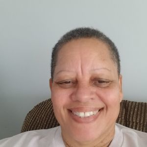 Meet your Posher, Paula